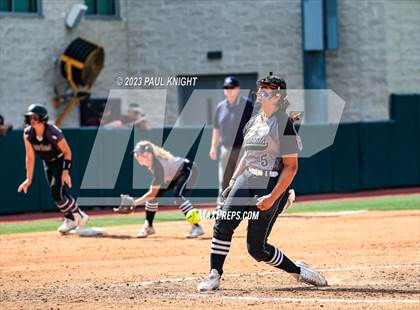 Thumbnail 1 in Pearland vs. Guyer (UIL 6A Softball Final) photogallery.