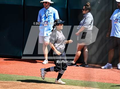 Thumbnail 3 in Pearland vs. Guyer (UIL 6A Softball Final) photogallery.