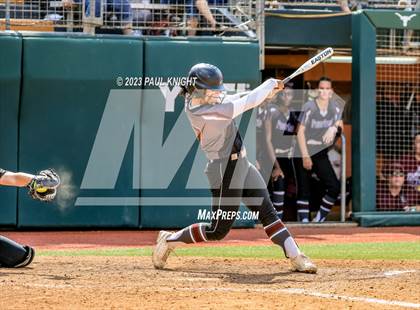 Thumbnail 3 in Pearland vs. Guyer (UIL 6A Softball Final) photogallery.