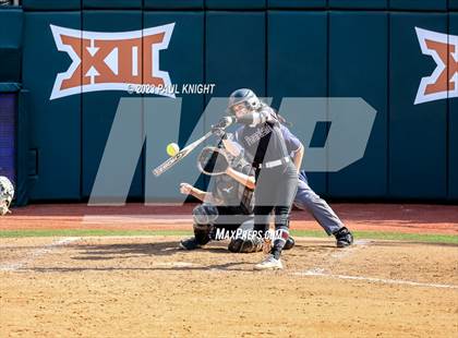 Thumbnail 1 in Pearland vs. Guyer (UIL 6A Softball Final) photogallery.
