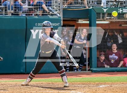 Thumbnail 2 in Pearland vs. Guyer (UIL 6A Softball Final) photogallery.