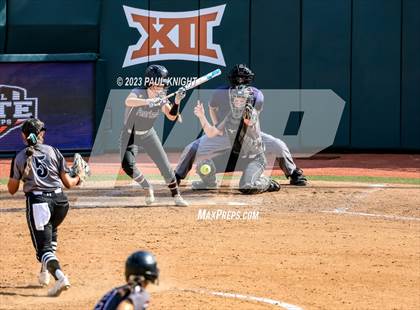 Thumbnail 3 in Pearland vs. Guyer (UIL 6A Softball Final) photogallery.