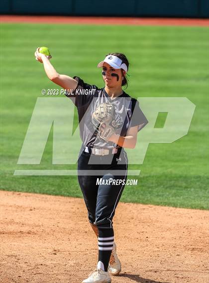 Thumbnail 3 in Pearland vs. Guyer (UIL 6A Softball Final) photogallery.