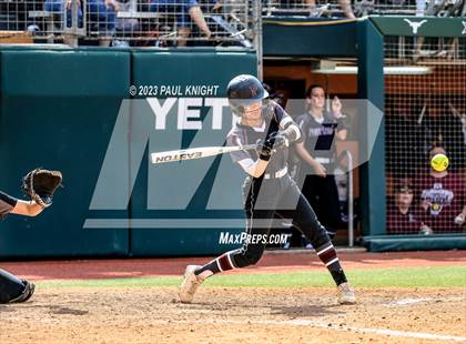 Thumbnail 1 in Pearland vs. Guyer (UIL 6A Softball Final) photogallery.