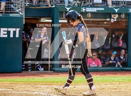 Thumbnail 3 in Pearland vs. Guyer (UIL 6A Softball Final) photogallery.