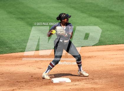 Thumbnail 2 in Pearland vs. Guyer (UIL 6A Softball Final) photogallery.