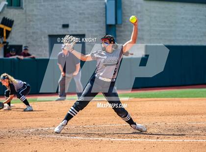 Thumbnail 1 in Pearland vs. Guyer (UIL 6A Softball Final) photogallery.