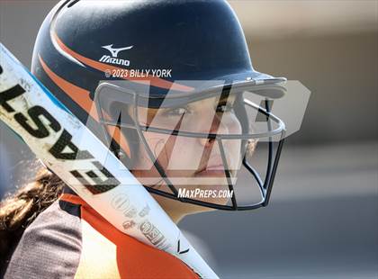 Thumbnail 3 in Grand Saline vs Chisum photogallery.