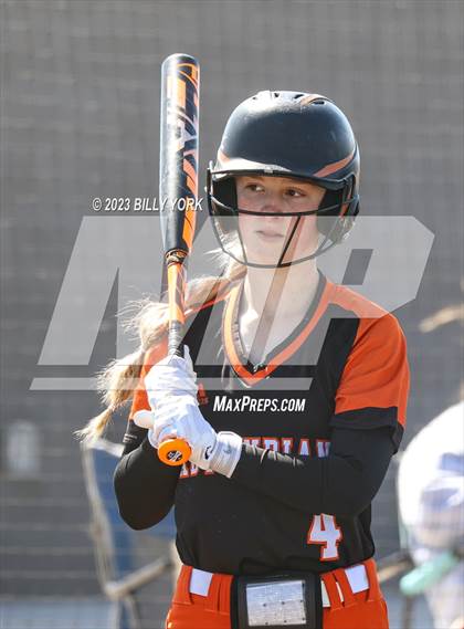 Thumbnail 1 in Grand Saline vs Chisum photogallery.