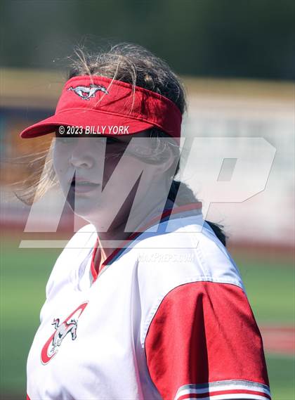 Thumbnail 2 in Grand Saline vs Chisum photogallery.