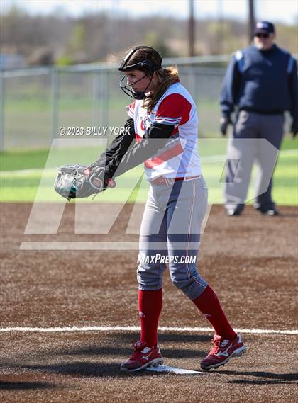 Thumbnail 1 in Grand Saline vs Chisum photogallery.