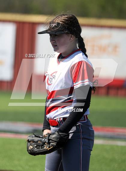 Thumbnail 2 in Grand Saline vs Chisum photogallery.