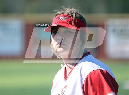 Thumbnail 3 in Grand Saline vs Chisum photogallery.