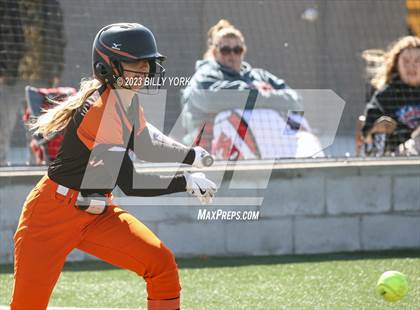 Thumbnail 2 in Grand Saline vs Chisum photogallery.