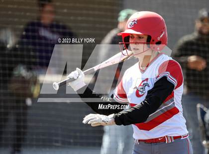 Thumbnail 1 in Grand Saline vs Chisum photogallery.