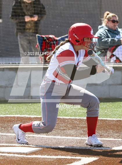 Thumbnail 3 in Grand Saline vs Chisum photogallery.