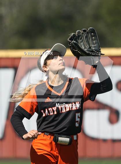 Thumbnail 3 in Grand Saline vs Chisum photogallery.