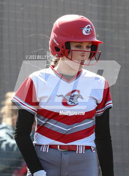Thumbnail 3 in Grand Saline vs Chisum photogallery.