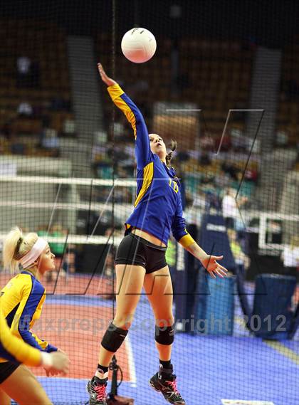 Thumbnail 1 in Weldon Valley vs. Fleming (CHSAA 1A Semifinal) photogallery.