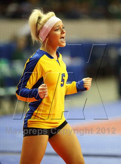 Thumbnail 1 in Weldon Valley vs. Fleming (CHSAA 1A Semifinal) photogallery.