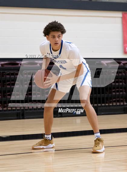Thumbnail 1 in MacArthur [Douglas] vs Clark photogallery.