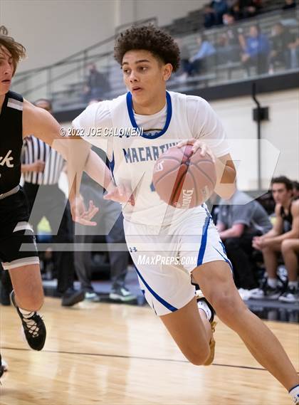 Thumbnail 2 in MacArthur [Douglas] vs Clark photogallery.