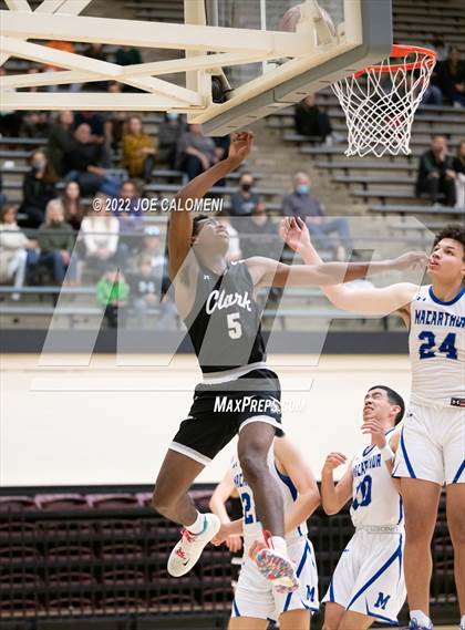 Thumbnail 2 in MacArthur [Douglas] vs Clark photogallery.