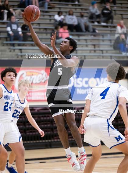 Thumbnail 3 in MacArthur [Douglas] vs Clark photogallery.