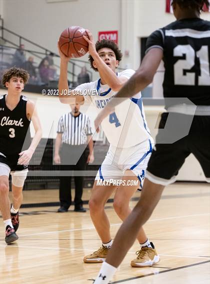 Thumbnail 3 in MacArthur [Douglas] vs Clark photogallery.