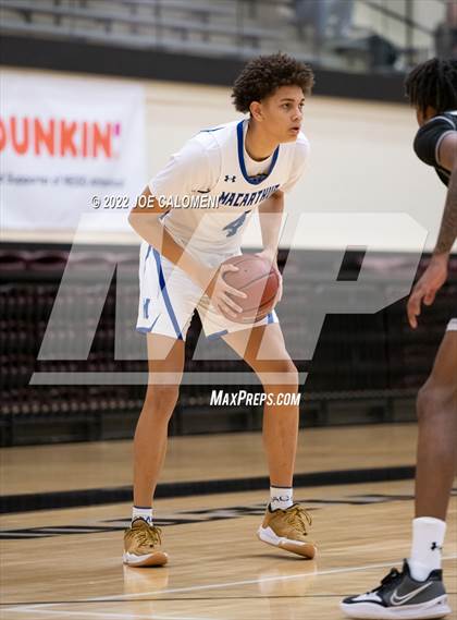 Thumbnail 3 in MacArthur [Douglas] vs Clark photogallery.