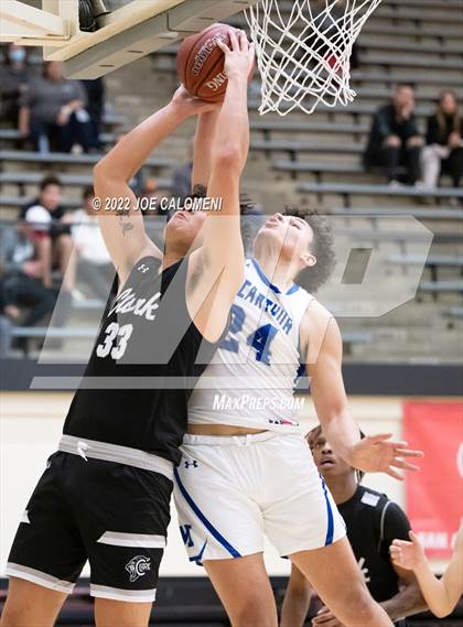 Thumbnail 3 in MacArthur [Douglas] vs Clark photogallery.