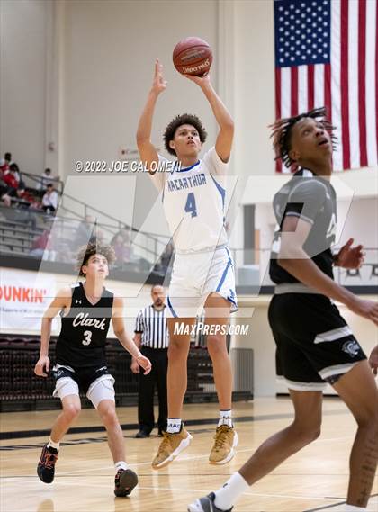 Thumbnail 1 in MacArthur [Douglas] vs Clark photogallery.