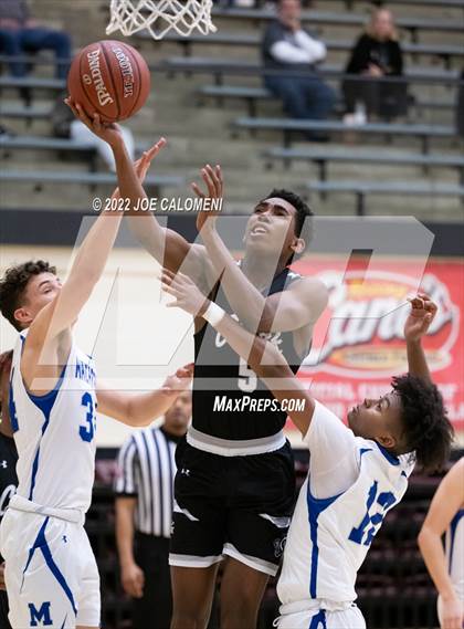 Thumbnail 3 in MacArthur [Douglas] vs Clark photogallery.