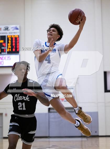 Thumbnail 3 in MacArthur [Douglas] vs Clark photogallery.