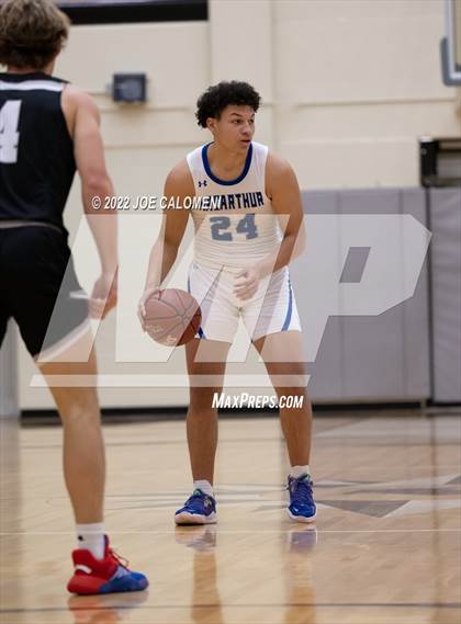 Thumbnail 3 in MacArthur [Douglas] vs Clark photogallery.