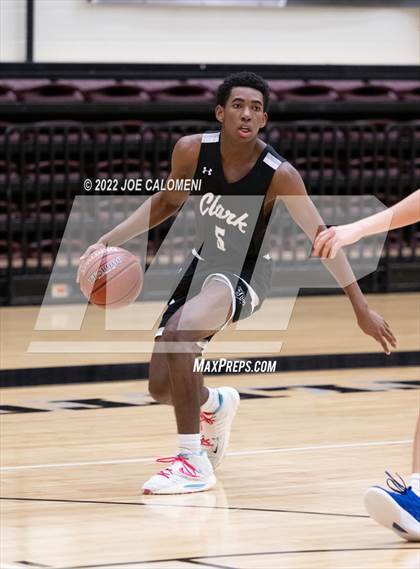 Thumbnail 2 in MacArthur [Douglas] vs Clark photogallery.