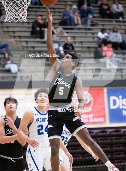 Thumbnail 2 in MacArthur [Douglas] vs Clark photogallery.