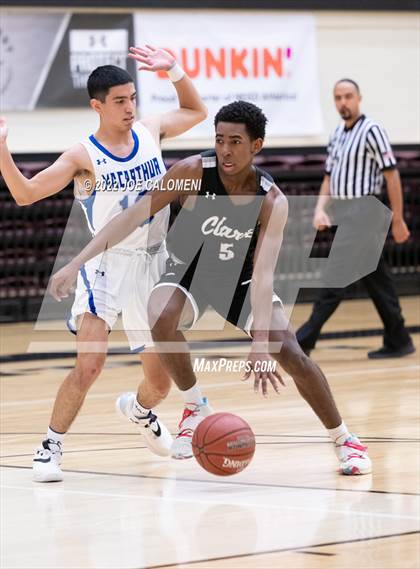 Thumbnail 2 in MacArthur [Douglas] vs Clark photogallery.