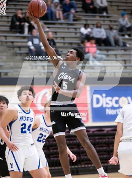 Thumbnail 1 in MacArthur [Douglas] vs Clark photogallery.