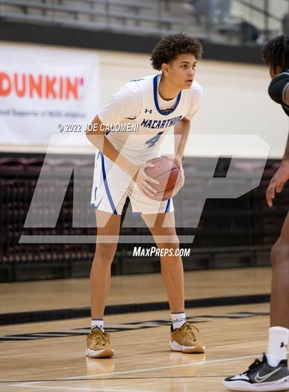 Thumbnail 2 in MacArthur [Douglas] vs Clark photogallery.