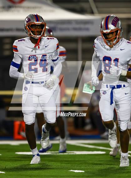 Thumbnail 3 in Bolles vs. Monarch photogallery.