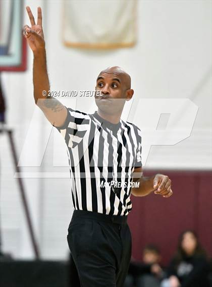 Thumbnail 1 in Oakland @ Valley Christian (CIF State NorCal D5 Playoff) photogallery.