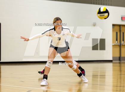 Thumbnail 3 in Howe vs. Sherman (Denison Invitational Showcase) photogallery.