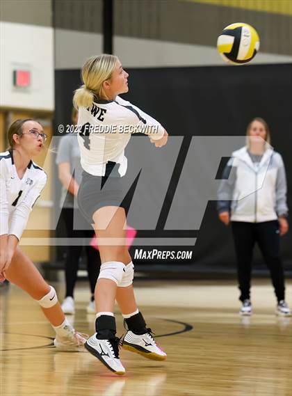 Thumbnail 3 in Howe vs. Sherman (Denison Invitational Showcase) photogallery.