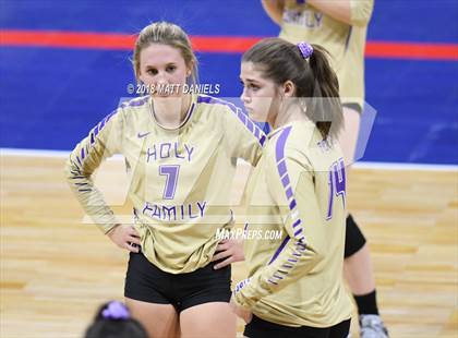 Thumbnail 1 in Silver Creek vs. Holy Family (CHSAA 4A Playoff) photogallery.