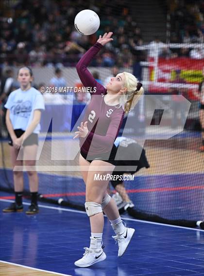 Thumbnail 3 in Silver Creek vs. Holy Family (CHSAA 4A Playoff) photogallery.