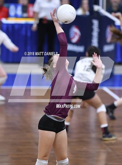Thumbnail 1 in Silver Creek vs. Holy Family (CHSAA 4A Playoff) photogallery.