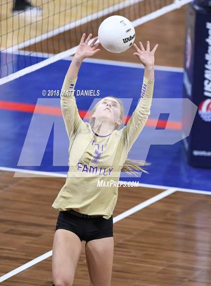 Thumbnail 1 in Silver Creek vs. Holy Family (CHSAA 4A Playoff) photogallery.