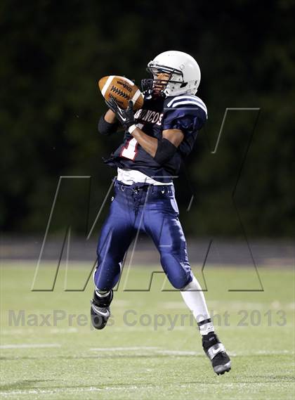 Thumbnail 2 in Boyd Navy vs. Coppell photogallery.