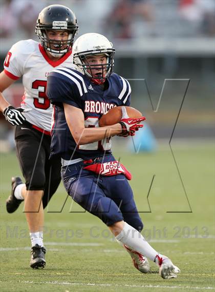 Thumbnail 3 in Boyd Navy vs. Coppell photogallery.